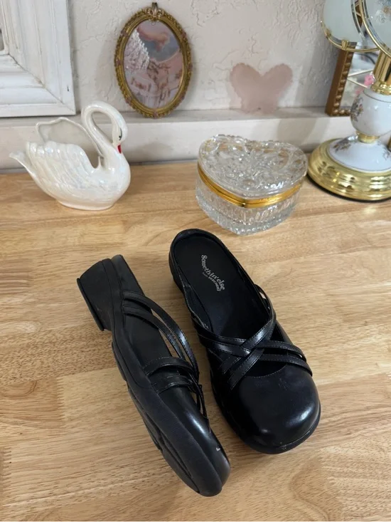 Skechers Something Else Black Crisscross Slip-On Mary Jane Mules Size 8 Grunge - Picture 12 of 14